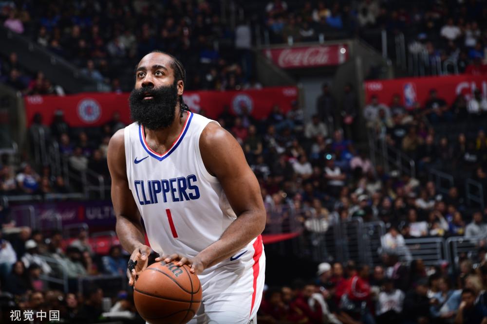 凭借其强大 凭借其强大